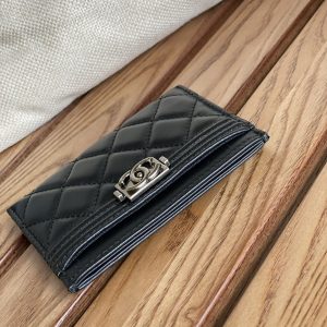 cc boy 11cm card holder black lambskin silver hardware
