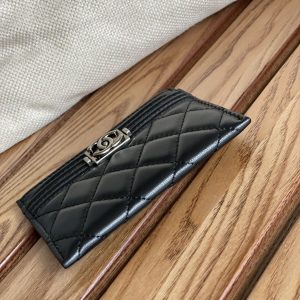 cc boy 11cm card holder black lambskin silver hardware