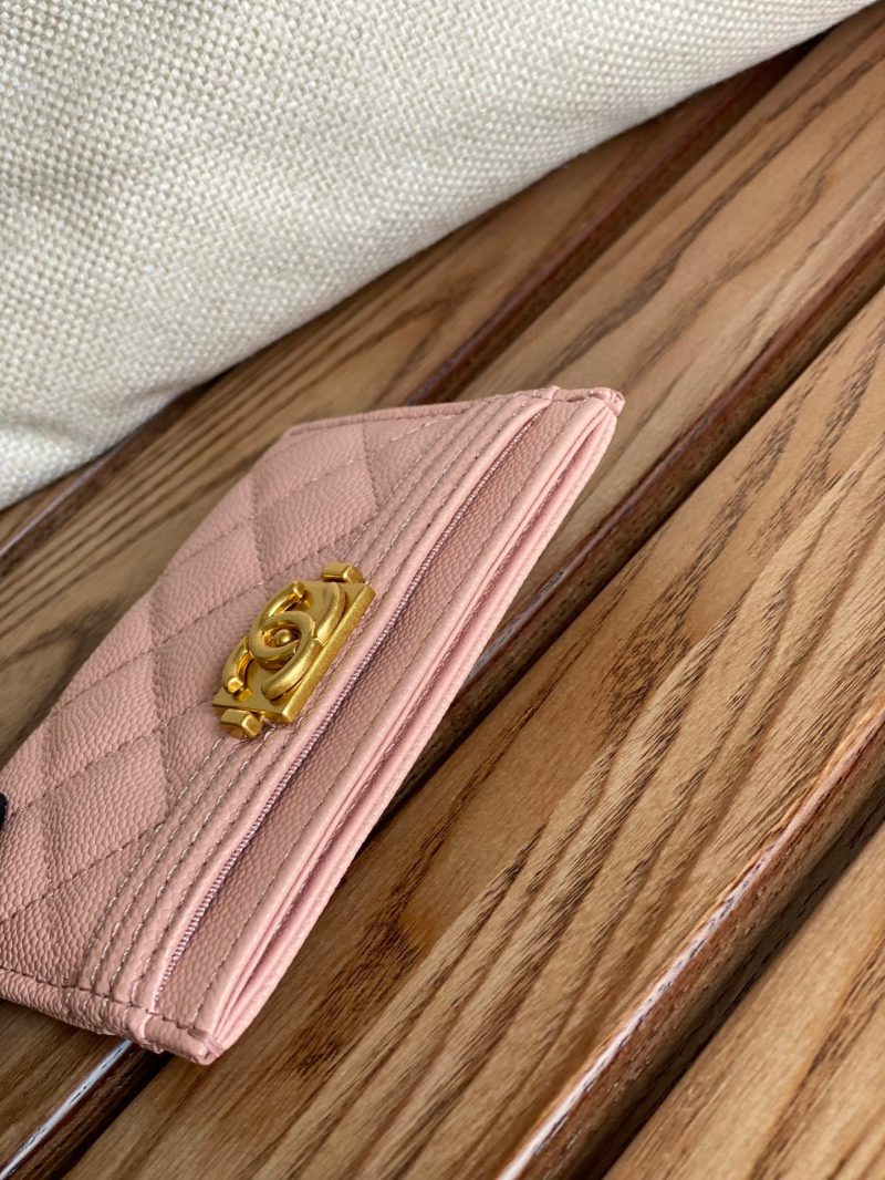 20230713_i1689229961_2389_2_jpg_39b1ccba-cd11-4a37-8547-56559835ff8b cc boy 11cm card holder pink caviar gold hardware