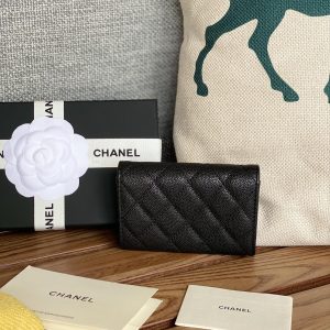 20230713_i1689238771_3827_1_jpg_a3dead5c-15de-4294-842a-be4fb812be5e cc small wallet 11cm black caviar light gold hardware