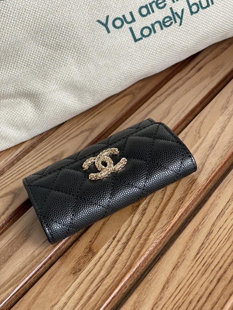 20230713_i1689238771_8591_4_jpg_9fd7de2f-a53a-4f30-8b21-f47275c1d381 cc small wallet 11cm black caviar light gold hardware