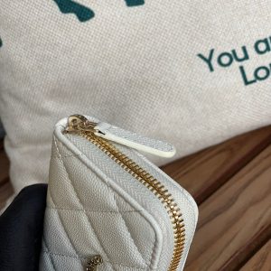 cc zipped wallet 11cm white caviar gold hardware
