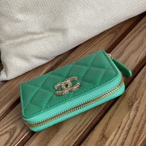 cc zipped wallet 11cm green caviar gold hardware