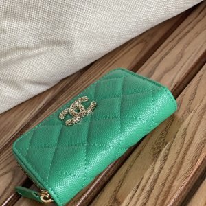 cc zipped wallet 11cm green caviar gold hardware
