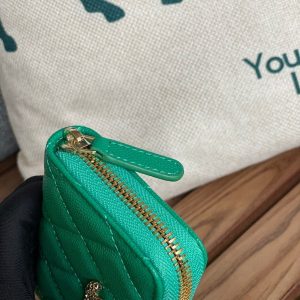 cc zipped wallet 11cm green caviar gold hardware