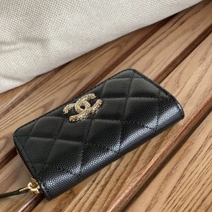 cc zipped wallet 11cm black caviar gold hardware