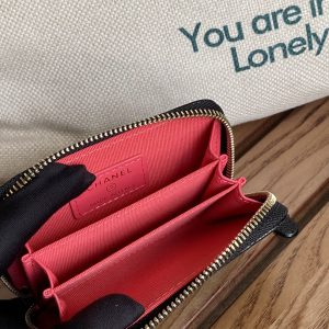 cc zipped wallet 11cm black caviar gold hardware