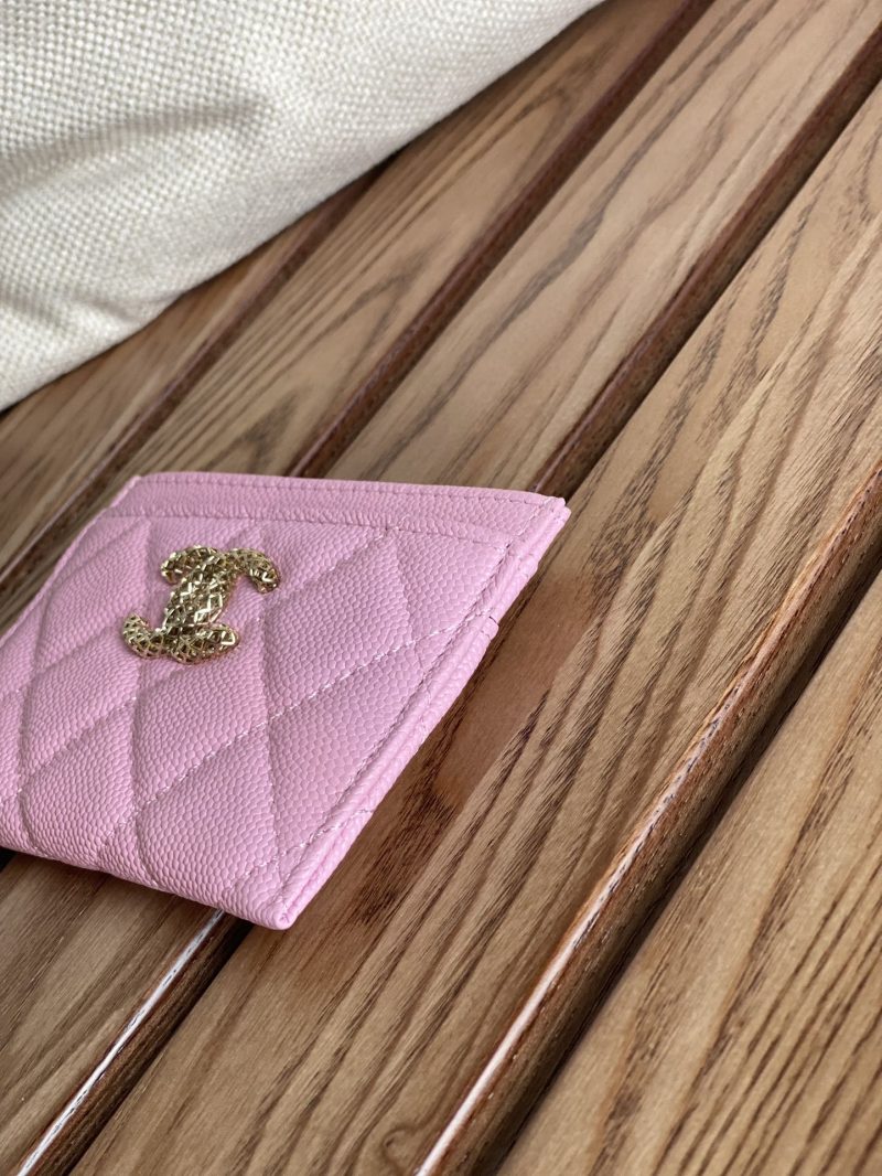20230717_i1689563926_6532_4_jpg_2110cd83-75af-41ce-8b96-8c9928d98728 cc card holder 10cm pink caviar