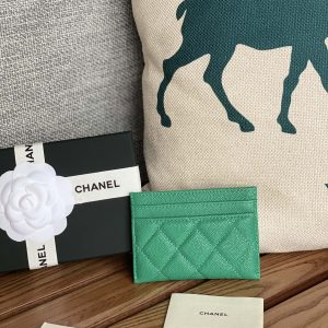 20230717_i1689563946_7265_1_jpg_364668d4-1526-4516-87ef-f75d44054c77 cc card holder 10cm dark green caviar