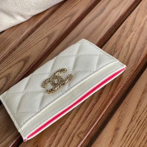 20230717_i1689563990_363_2_jpg_ad2bd0d8-0ff5-4ffb-be47-ac0c0ecd9bc0 cc card holder 10cm white caviar