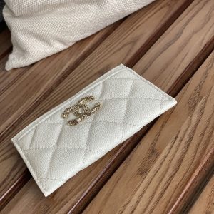 20230717_i1689563990_8258_3_jpg_278507e9-e286-49f1-bd3f-b2315cd3344e cc card holder 10cm white caviar