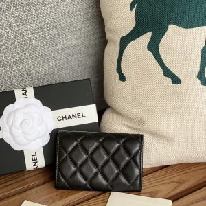 20230717_i1689589073_3032_1_jpg_c99624f2-c895-4d9b-916b-53ef2904cba0 cc small wallet 11cm black lambskin silver hardware