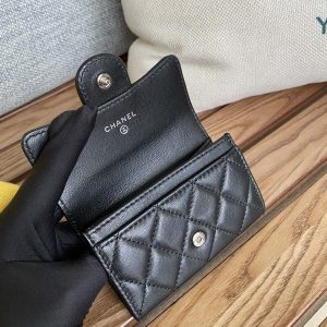 20230717_i1689589073_8647_6_jpg_7a320e64-a4be-41f0-bc11-78688838cb5b cc small wallet 11cm black lambskin silver hardware