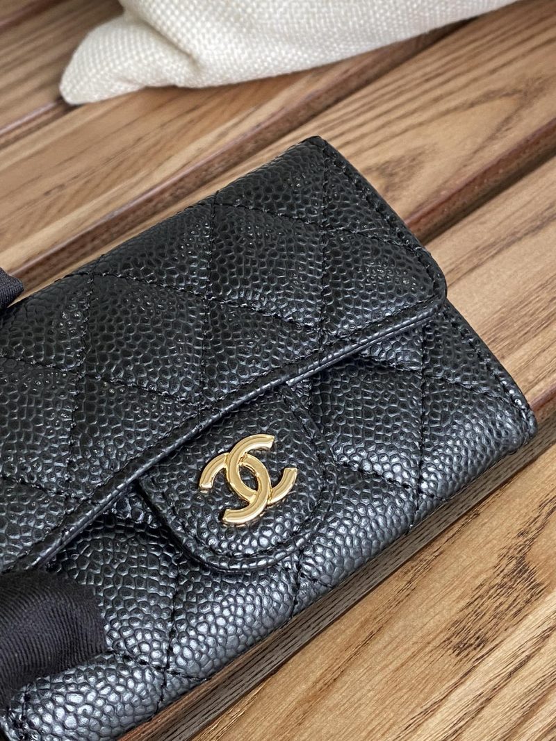 20230717_i1689589168_5131_5_jpg_78ffef8e-27e4-4f18-a8cf-1b70dddd0d5a cc small wallet 11cm black caviar gold hardware