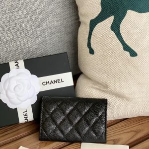 20230717_i1689589168_9309_1_jpg_500f75e6-95eb-444f-b12b-89fbbd550542 cc small wallet 11cm black caviar gold hardware