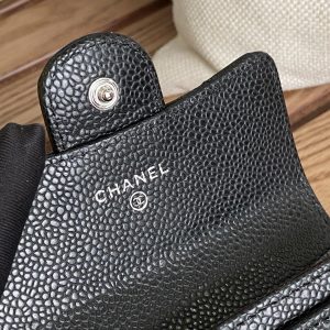 20230717_i1689589222_3121_7_jpg_a69ee631-edfe-476c-b0c4-929f8265d635 cc small wallet 11cm black caviar silver hardware