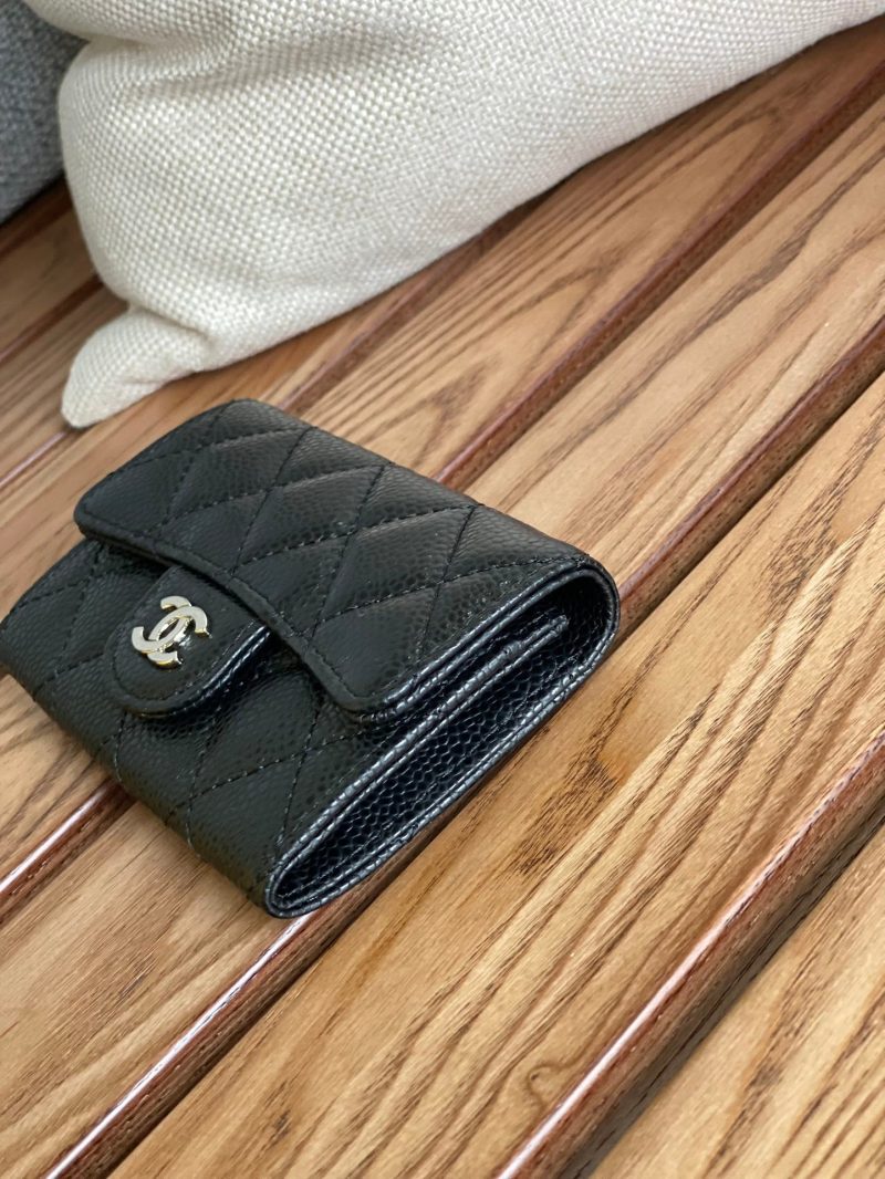 20230717_i1689589222_6110_3_jpg_018ba054-e47c-461e-8e21-3dbd5fc678df cc small wallet 11cm black caviar silver hardware