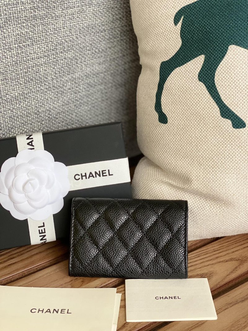 20230717_i1689589222_7023_1_jpg_e2b09568-d14f-437e-968b-8cc91bc690e0 cc small wallet 11cm black caviar silver hardware