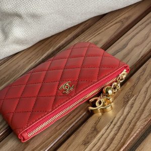 cc zipped wallet 14cm red caviar gold hardware
