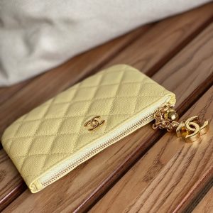 cc zipped wallet 14cm yellow caviar gold hardware