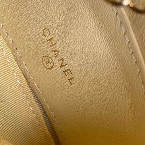 cc zipped wallet 14cm yellow caviar gold hardware