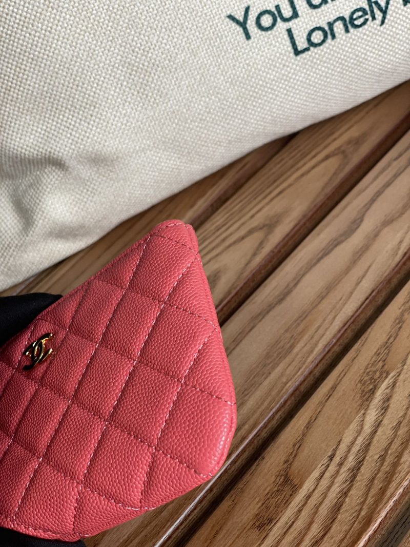 20230719_i1689737521_6244_4_jpg_bf048adb-fa54-4e49-9895-4e78baae25ca cc zipped wallet 14cm light red caviar gold hardware
