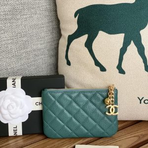 cc zipped wallet 14cm dark green caviar gold hardware