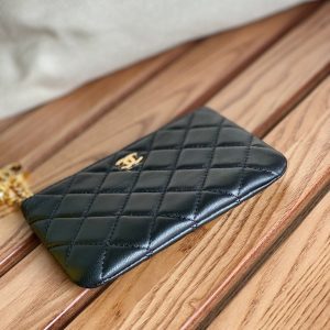 cc zipped wallet 14cm black lambskin gold hardware