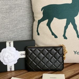 cc zipped wallet 14cm black lambskin gold hardware