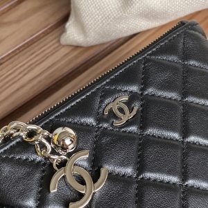 cc zipped wallet 14cm black lambskin silver hardware