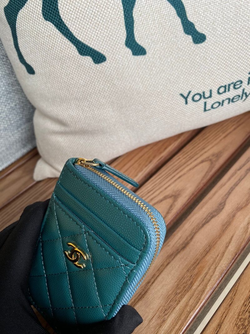 CC 22A Zippy Coin Purse Green Caviar GHW 223916