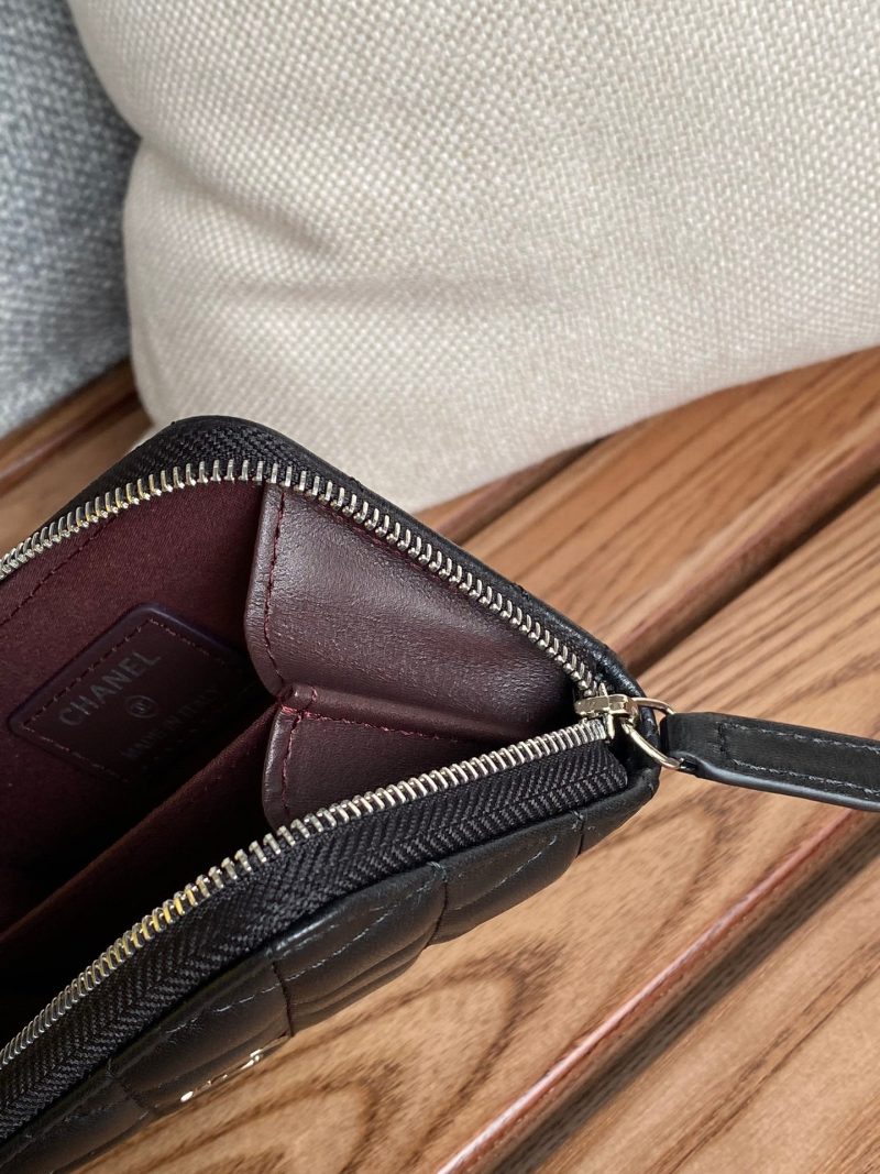 CC 22A Zippy Coin Purse Black Sheepskin Sliver Steel 223918