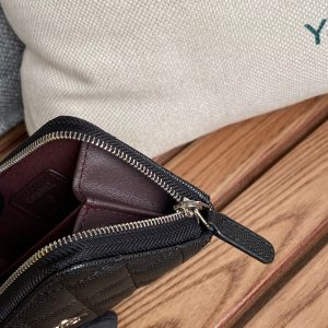 CC 22A Zippy Coin Purse Black Caviar Sliver Steel 223924