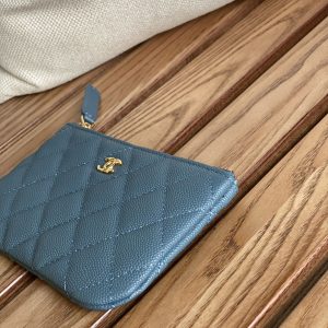 20230722_i1690016475_979_3_jpg_acc18824-56c4-448b-b395-6200a3128498 cc zipped wallet 15 dark cloud blue caviar gold hardware