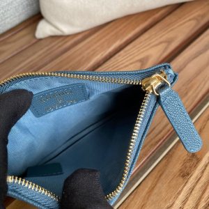 20230722_i1690016476_5117_7_jpg_0d07ab2b-80ba-40d7-8885-9abf5a12118a cc zipped wallet 15 dark cloud blue caviar gold hardware