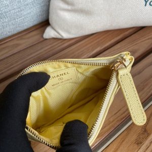 cc zipped wallet 15 yellow caviar gold hardware