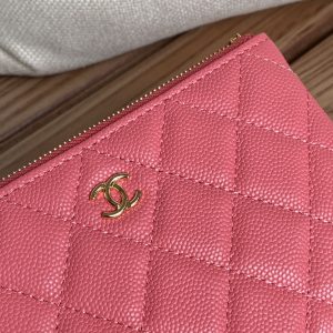 cc zipped wallet 15 dark pink caviar gold hardware