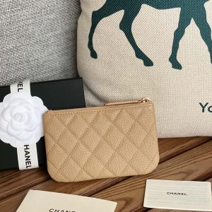 cc zipped wallet 15 beige caviar gold hardware