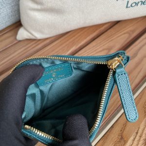 cc zipped wallet 15 blue green caviar gold hardware