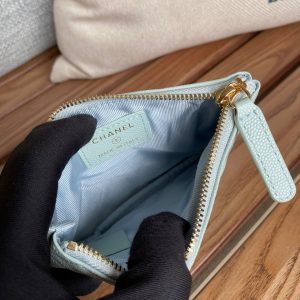 cc zipped wallet 15 light cloud blue caviar gold hardware