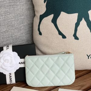 cc zipped wallet 15 light cloud blue caviar gold hardware