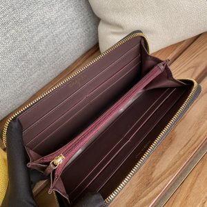 CC Zippy Long Wallet 19.5cm Black Sheepskin GHW 223941