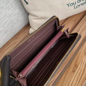 CC Zippy Long Wallet 19.5cm Black Caviar GHW 223945