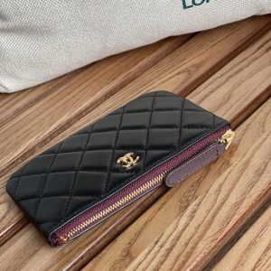 cc zipped wallet 15 black lambskin gold hardware