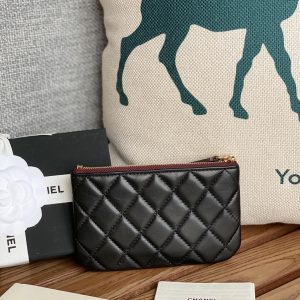 cc zipped wallet 15 black lambskin gold hardware