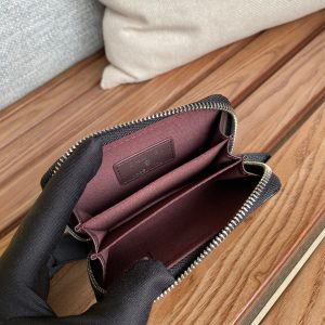 cc zipped wallet 7.5cm black caviar silver hardware