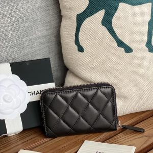 cc zipped wallet 7.5 cm black calfskin silver hardware