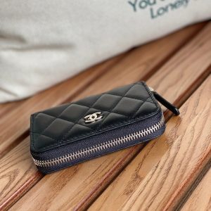 cc zipped wallet 7.5 cm black calfskin silver hardware