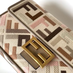 Fendi Baguette White Brown and Multicolour Canvas Bag 27 with FF Embroidery Ghw
