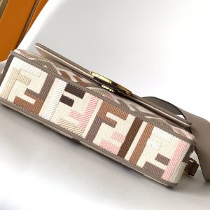 Fendi Baguette White Brown and Multicolour Canvas Bag 27 with FF Embroidery Ghw